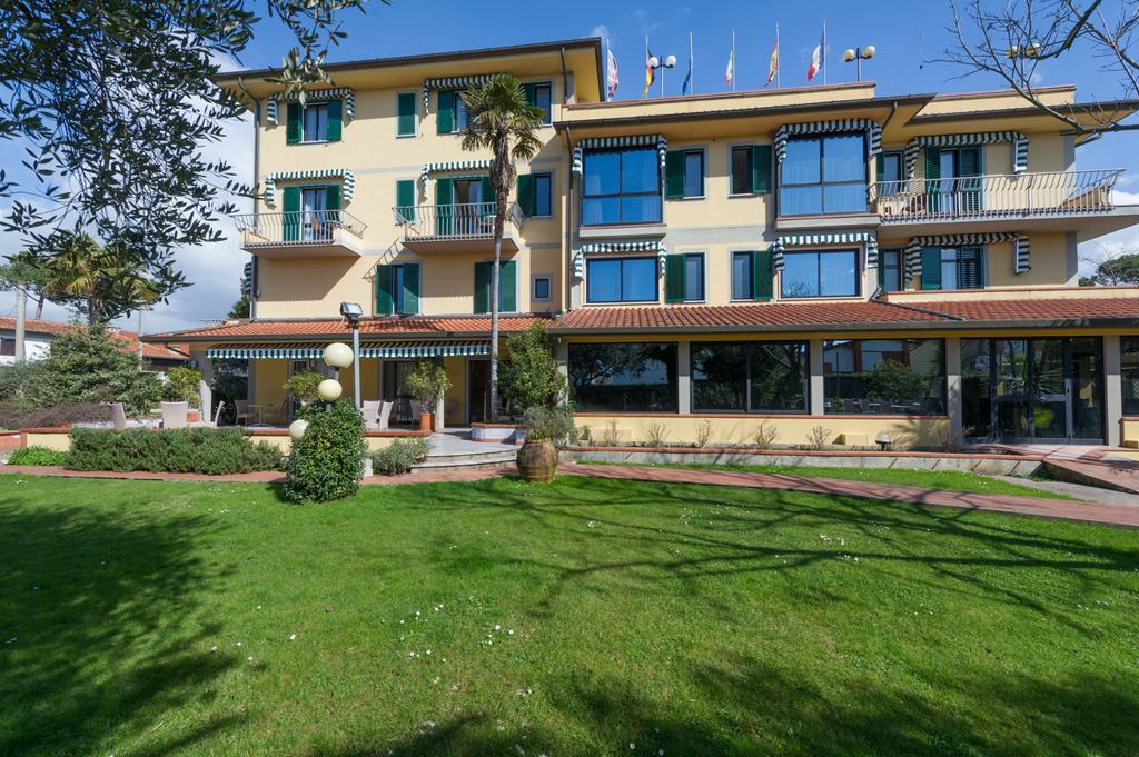 Hotel Gemma Del Mare マリーナ・ディ・ピエトラサンタ エクステリア 写真