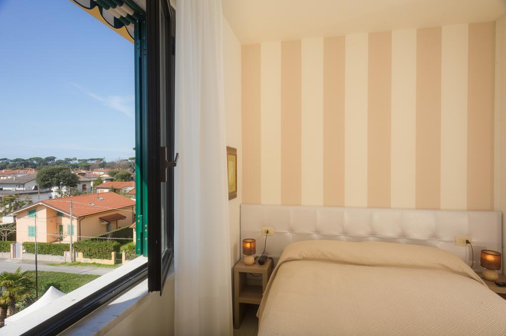 Hotel Gemma Del Mare マリーナ・ディ・ピエトラサンタ エクステリア 写真