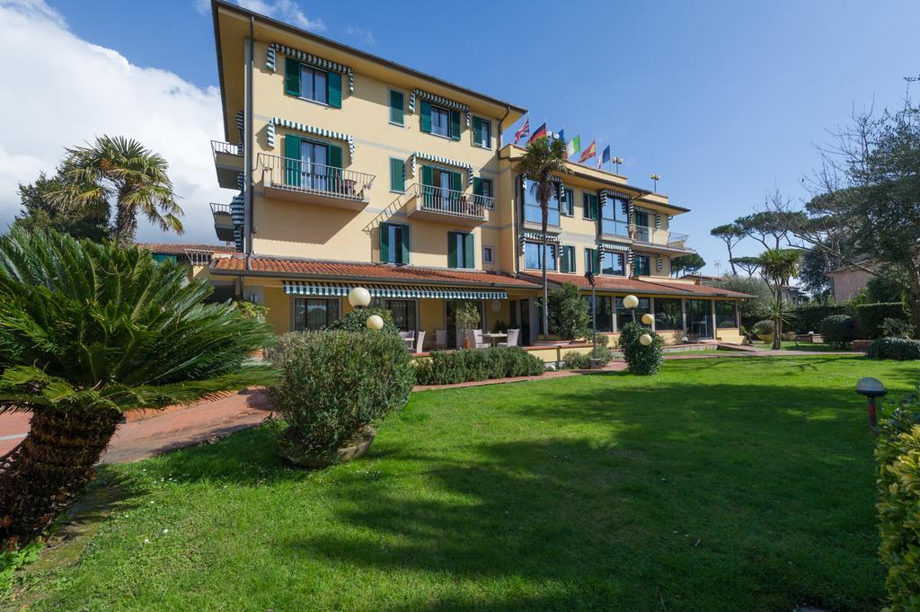 Hotel Gemma Del Mare マリーナ・ディ・ピエトラサンタ エクステリア 写真